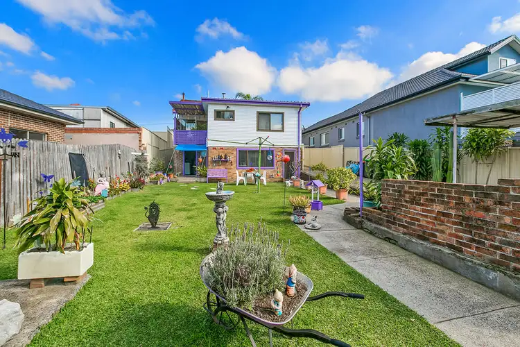 3 Rolestone Avenue, Kingsgrove NSW 2208