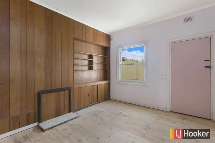 Sixth view of Homely semi-detached listing, 52 Watson Avenue, Broadview SA 5083