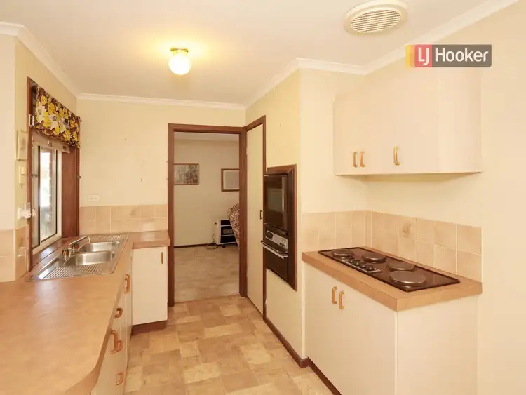 Second view of Homely house listing, 28 Incarnie Crescent, Wagga Wagga NSW 2650