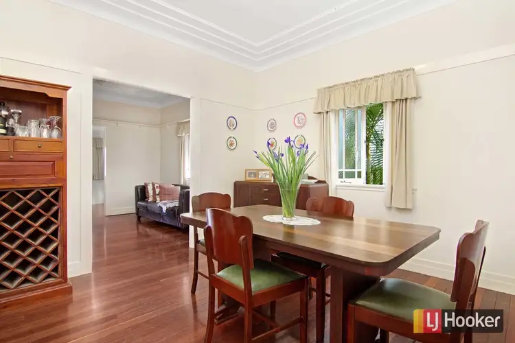 65 Royal Parade, Ashgrove QLD 4060