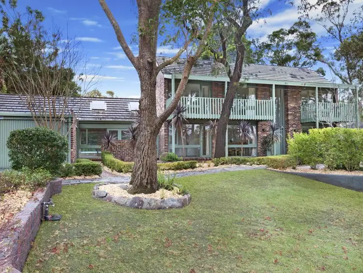 16 Nicholson Avenue, St Ives NSW 2075