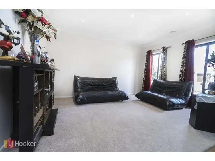 Seventh view of Homely house listing, 13 Cockatiel Circuit, Craigieburn VIC 3064
