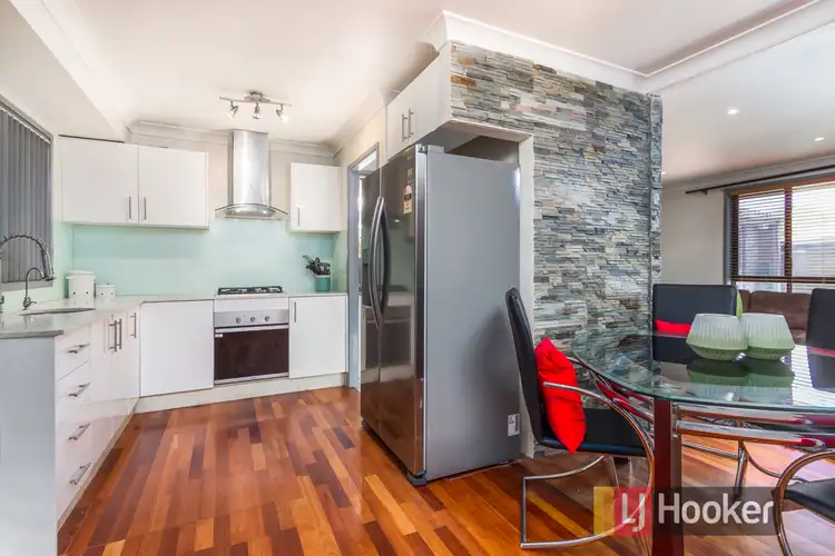 Third view of Homely villa listing, 6/6 Woodvale Close, Plumpton NSW 2761