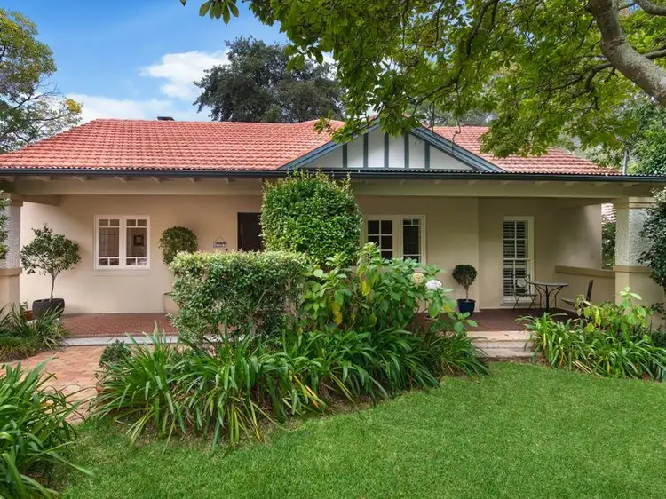 34 Highlands Avenue, Gordon NSW 2072