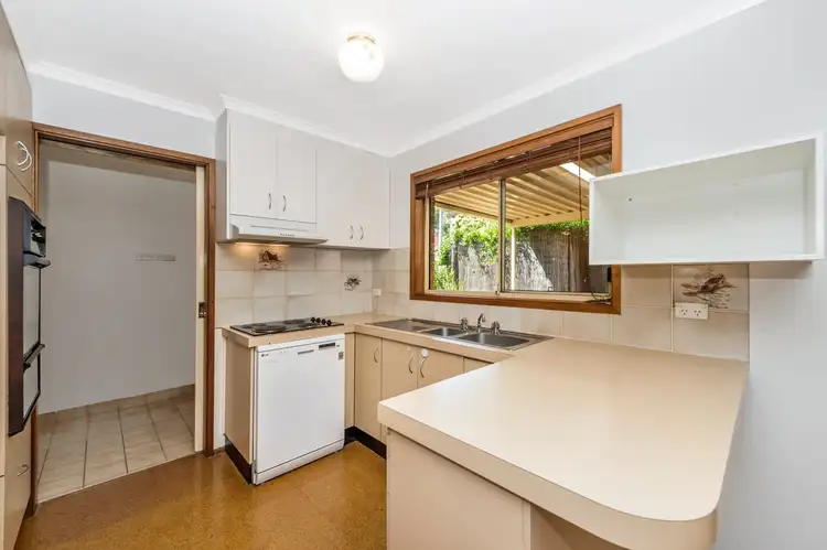 Fifth view of Homely house listing, 5 Burdett Crescent, Theodore ACT 2905
