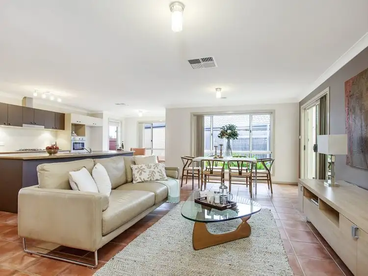 11 Lovely Close, Dunlop ACT 2615