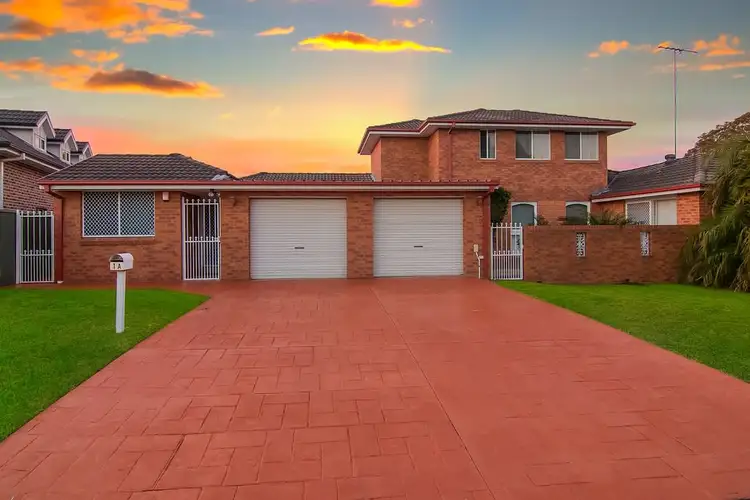 1 Chrisalex Place, St Clair NSW 2759