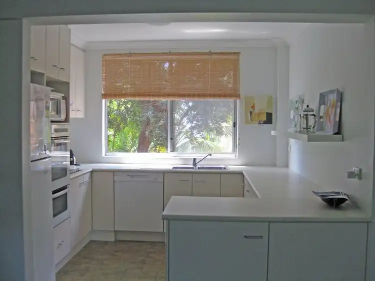 Fourth view of Homely unit listing, 6/21-23 Beach Road, Hawks Nest NSW 2324