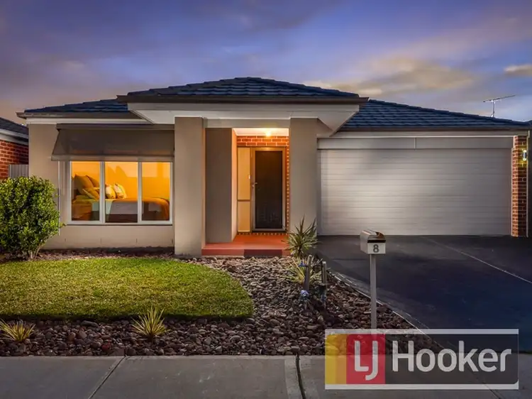 8 Markbeech Circuit, Officer VIC 3809