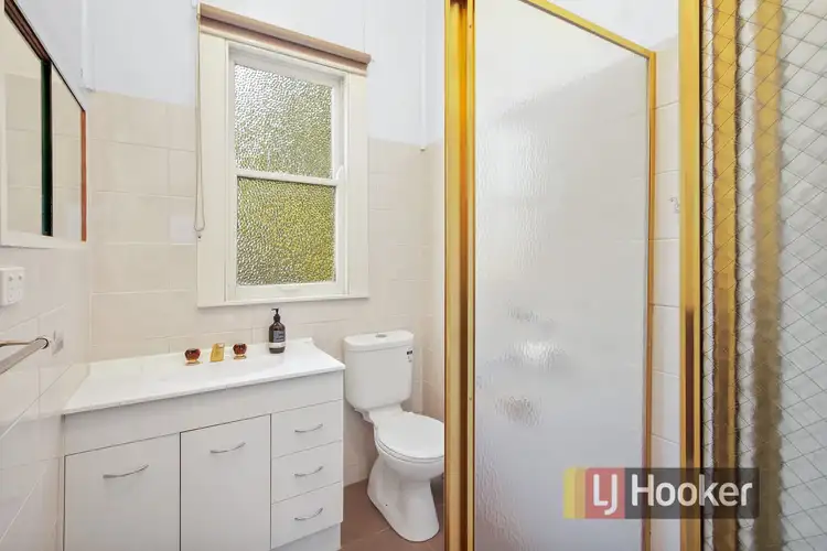 Sixth view of Homely townhouse listing, 3/7 Alexander Avenue, Koo Wee Rup VIC 3981