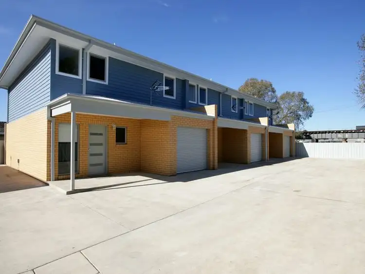 Main view of Homely unit listing, 6/12 Higgins Avenue, Wagga Wagga NSW 2650