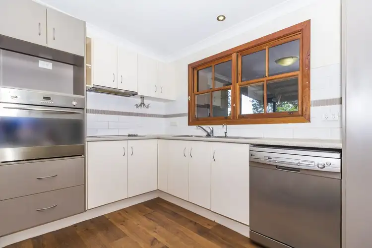 9 Kings Road, Russell Island QLD 4184