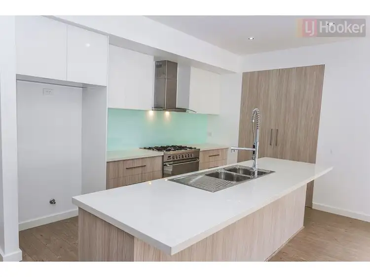 Sixth view of Homely house listing, 22 Groveton St, Craigieburn VIC 3064