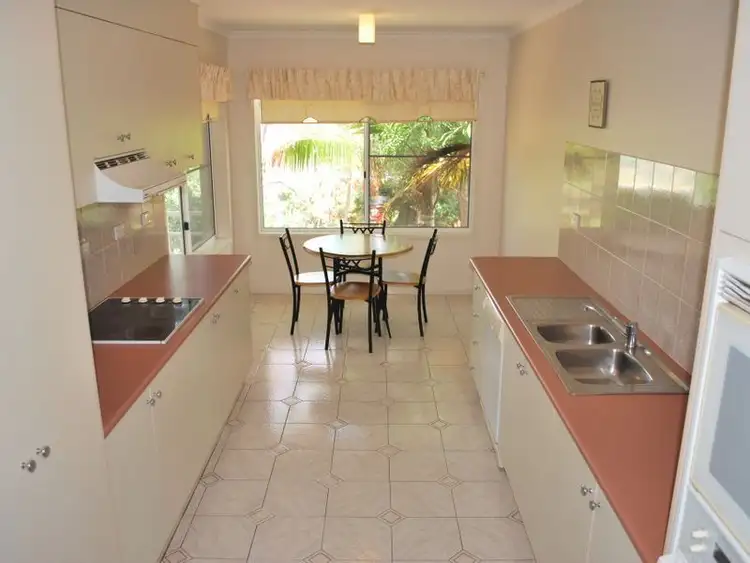 Fifth view of Homely villa listing, 18/1-5 Shearwater Place, Korora NSW 2450