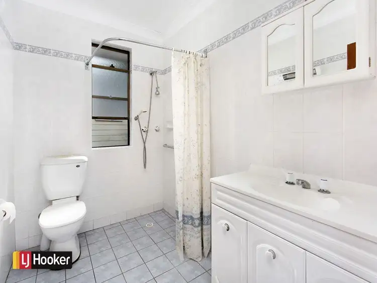 Fifth view of Homely house listing, 486 Northcliffe Drive, Berkeley NSW 2506