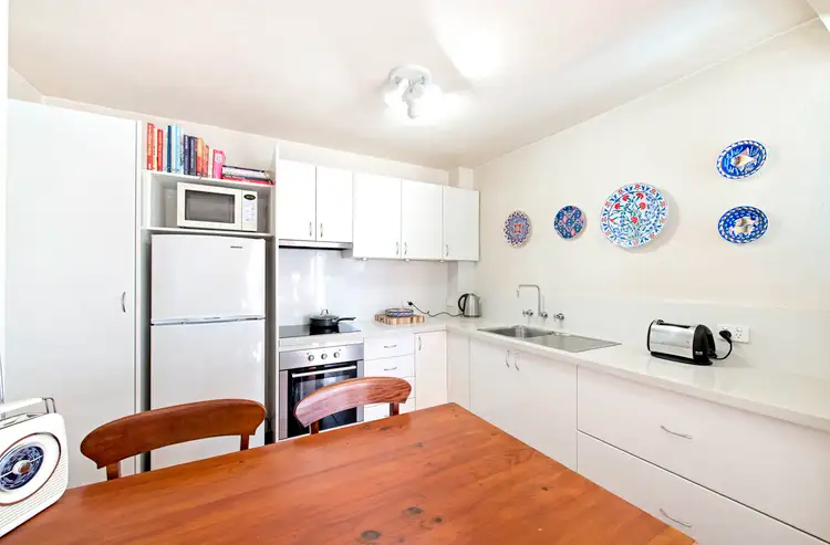 Third view of Homely unit listing, 2/9 Farrer Place, Farrer ACT 2607