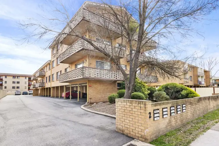 4/2 Booth Street, Queanbeyan NSW 2620