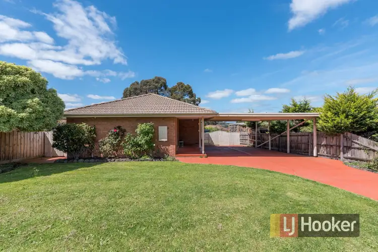 6 Damien Court, Pakenham VIC 3810