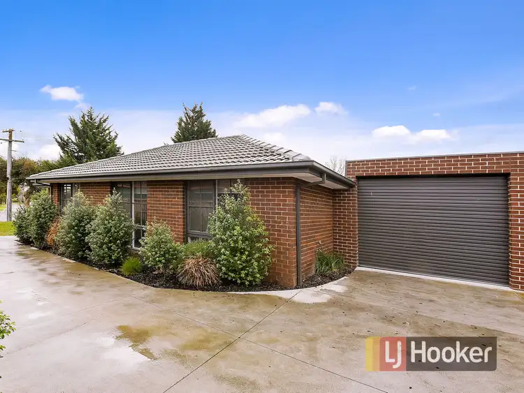 Second view of Homely house listing, 59 Lamont Crescent, Cranbourne VIC 3977