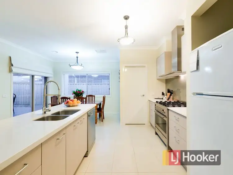 Third view of Homely house listing, 8 Silverleaf Crescent, Officer VIC 3809