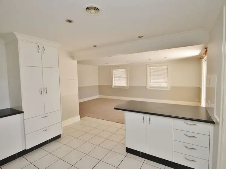 Fifth view of Homely house listing, 166 Piper Street, Bathurst NSW 2795