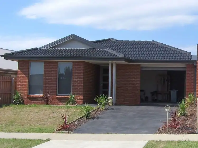21A Fison Ave, Bairnsdale VIC 3875