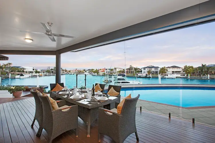 17 Bonaventure Court, Raby Bay QLD 4163