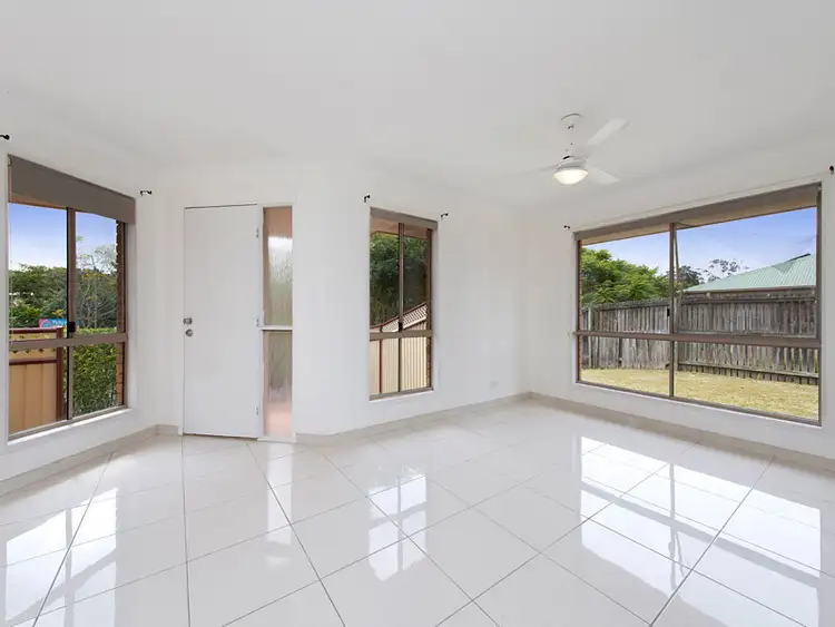 Sixth view of Homely unit listing, 1/27 Sugarwood Street, Bellbowrie QLD 4070