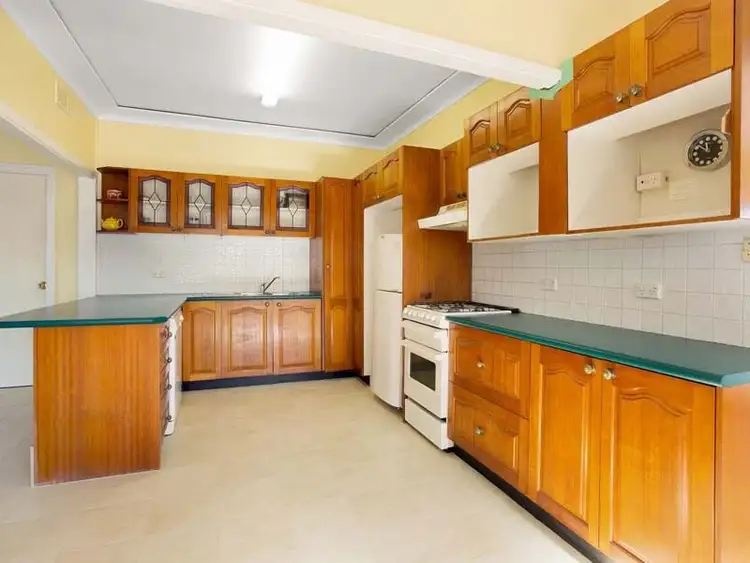 Fifth view of Homely house listing, 252 Barrenjoey Road, Newport NSW 2106