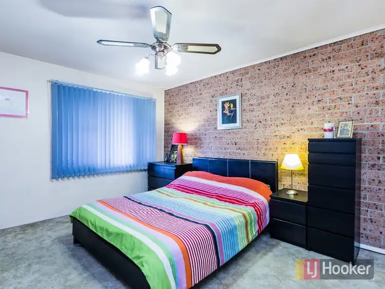 Sixth view of Homely townhouse listing, 10/7 Hanlon Close, Minto NSW 2566