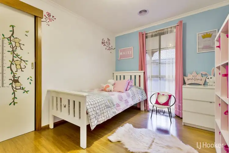 Sixth view of Homely house listing, 18 Eva Court, Seabrook VIC 3028