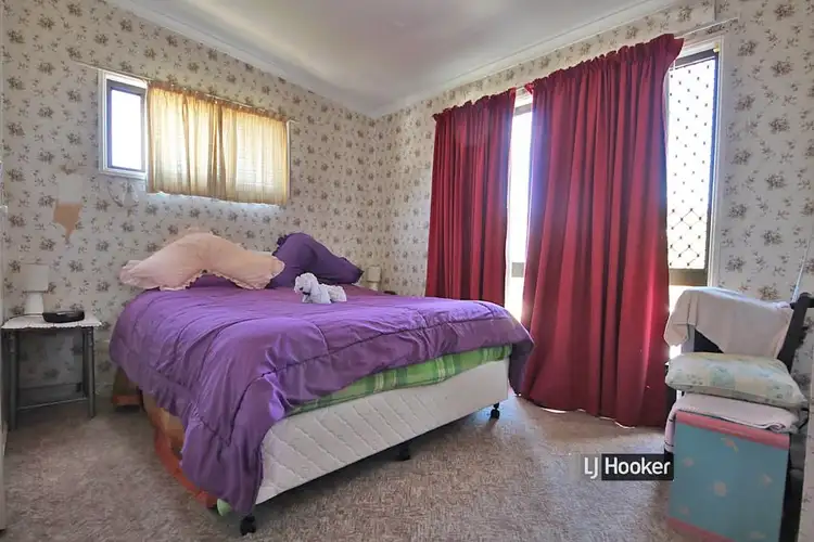 Fifth view of Homely house listing, 4 Willmott Court, Kallangur QLD 4503