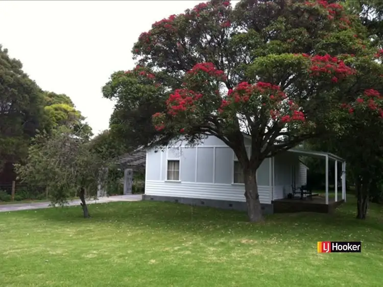 28 Lohr Avenue, Inverloch VIC 3996