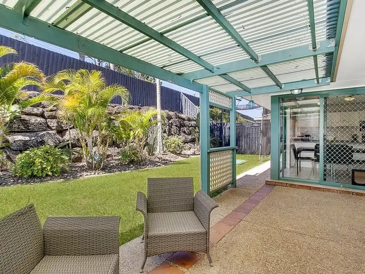 6 Swansdale Close, Nerang QLD 4211