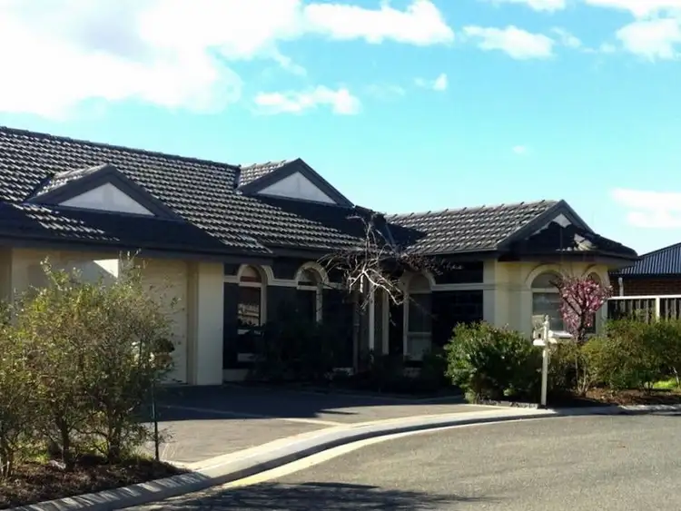 2/14 Doepel Place, St Helens TAS 7216