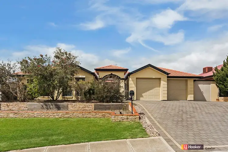 35 Thiele Crescent, Evanston Park SA 5116