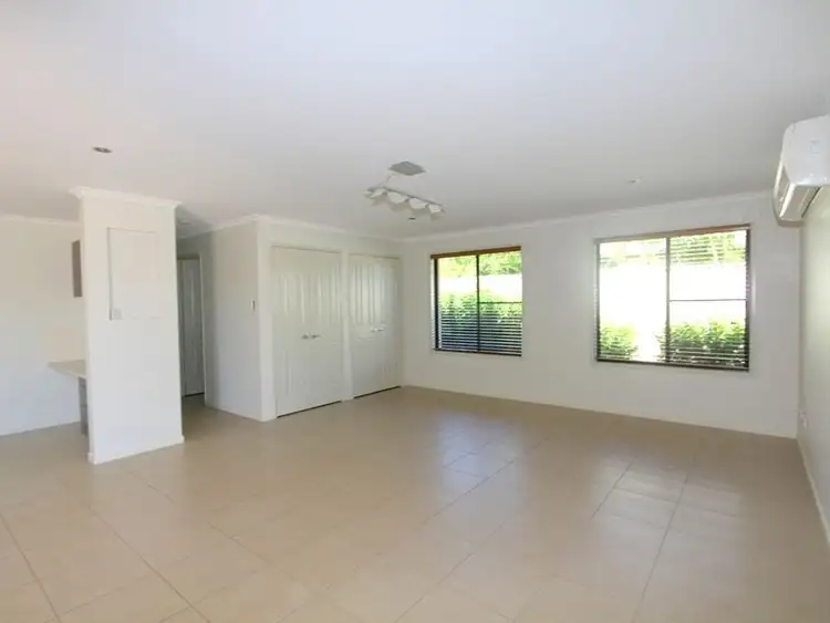Seventh view of Homely unit listing, 2/10 Mooney Crescent, Emerald QLD 4720