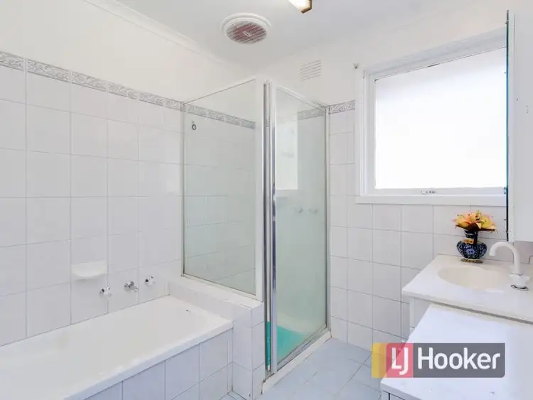 Seventh view of Homely house listing, 6 Katrina Court, Noble Park North VIC 3174