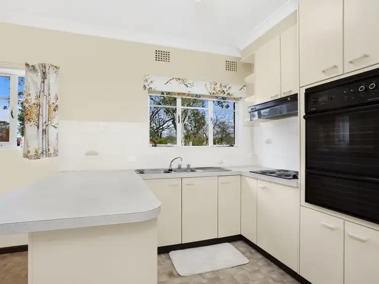 Fifth view of Homely house listing, 2 Hardman Street, O'connor ACT 2602