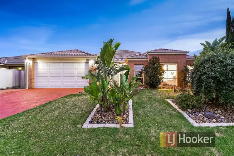 9 Genoa Grove, Pakenham VIC 3810