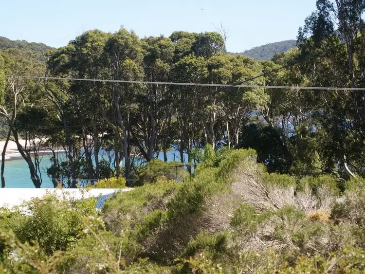 16 Fairley Street, Batehaven NSW 2536