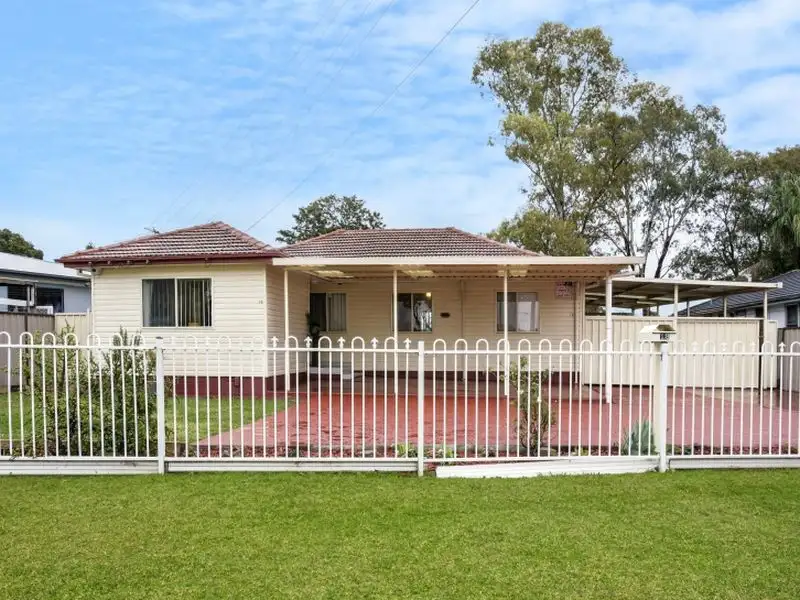 Main view of Homely house listing, 18 Shamrock Street, Smithfield NSW 2164