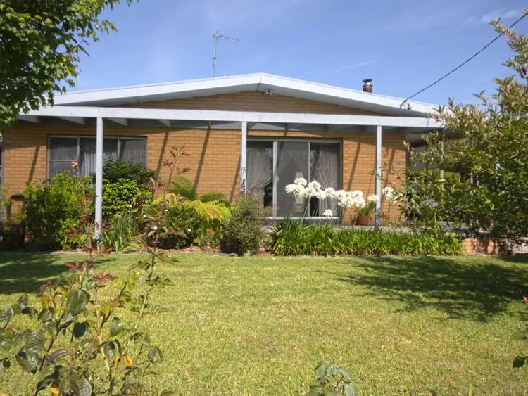 60 Mckean Street, Bairnsdale VIC 3875