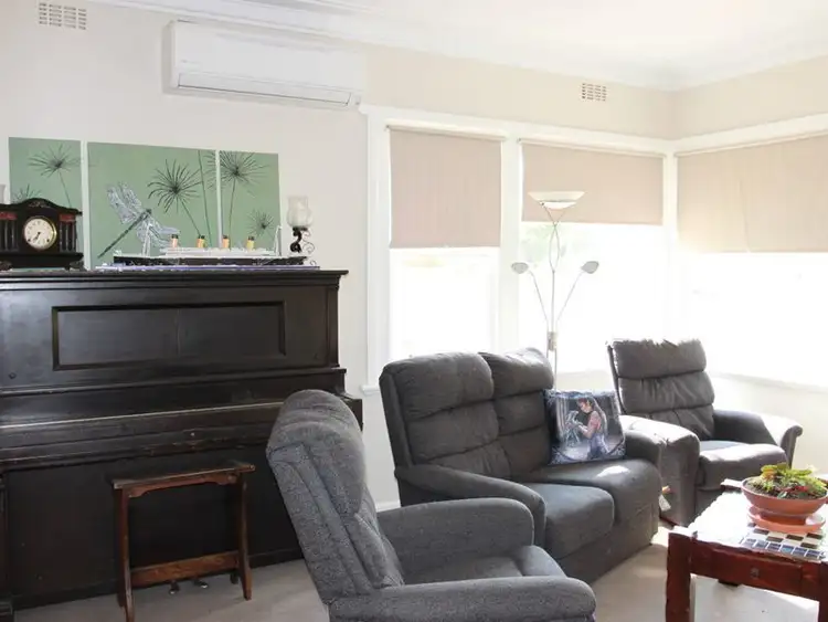Seventh view of Homely house listing, 2 Aitken Street, Alexandra VIC 3714
