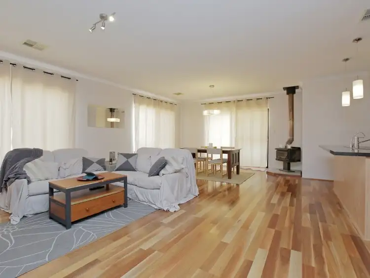 Fifth view of Homely house listing, 14 Korcula Court, Munster WA 6166