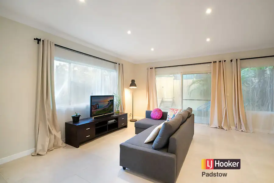 Main view of Homely townhouse listing, 1/5 Needlewood Grove, Padstow Heights NSW 2211