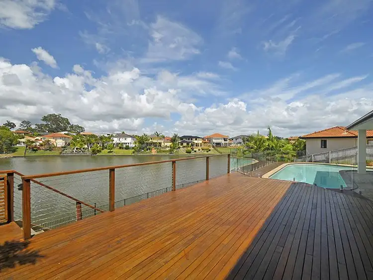 8 Crozet Court, Burleigh Waters QLD 4220