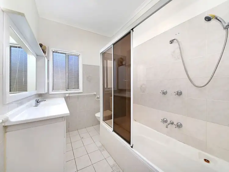 Sixth view of Homely house listing, 10 Fairview Street, Guildford NSW 2161