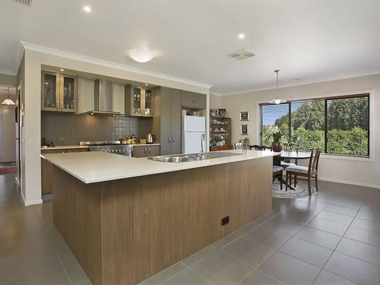 Fifth view of Homely house listing, 74 St Andrews Close, Hidden Valley VIC 3756