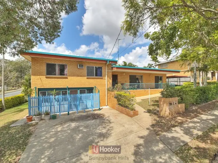 Fourth view of Homely house listing, 2 Carnaby Street, Macgregor QLD 4109